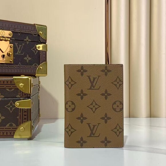 LV Wallet In Excellent Preloved Condition. - Picture 1 of 8